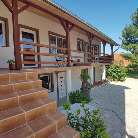Villa Nora Hévíz Buitenkant foto
