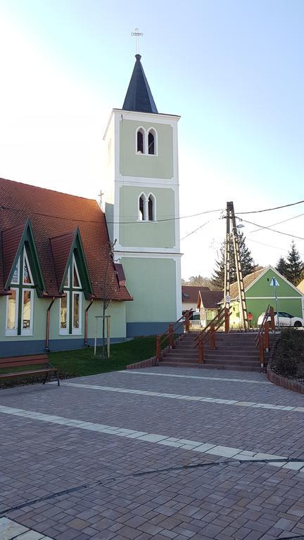 Villa Nora Hévíz Buitenkant foto